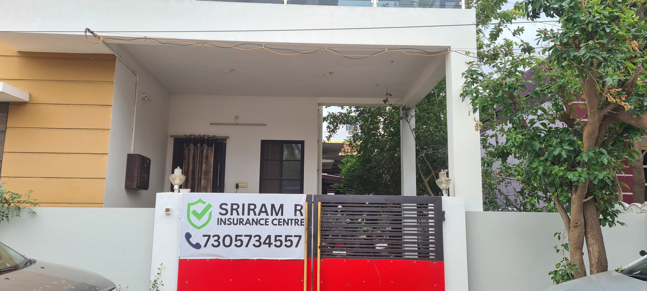 Cover photo of Sriram R Insurance Centre